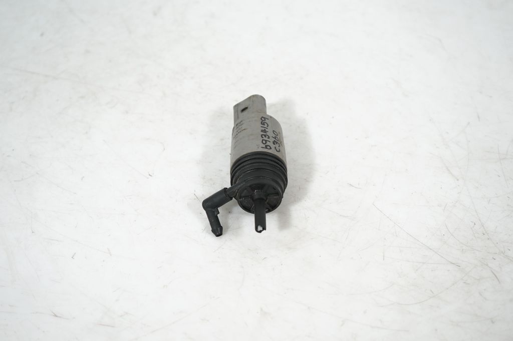 Windscreen/windshield washer pump (4)