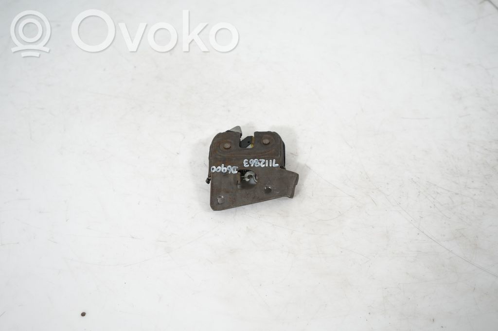 Seat back rest lock catch (3)