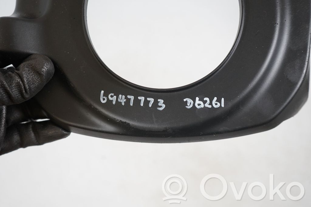 Steering wheel column trim (8)