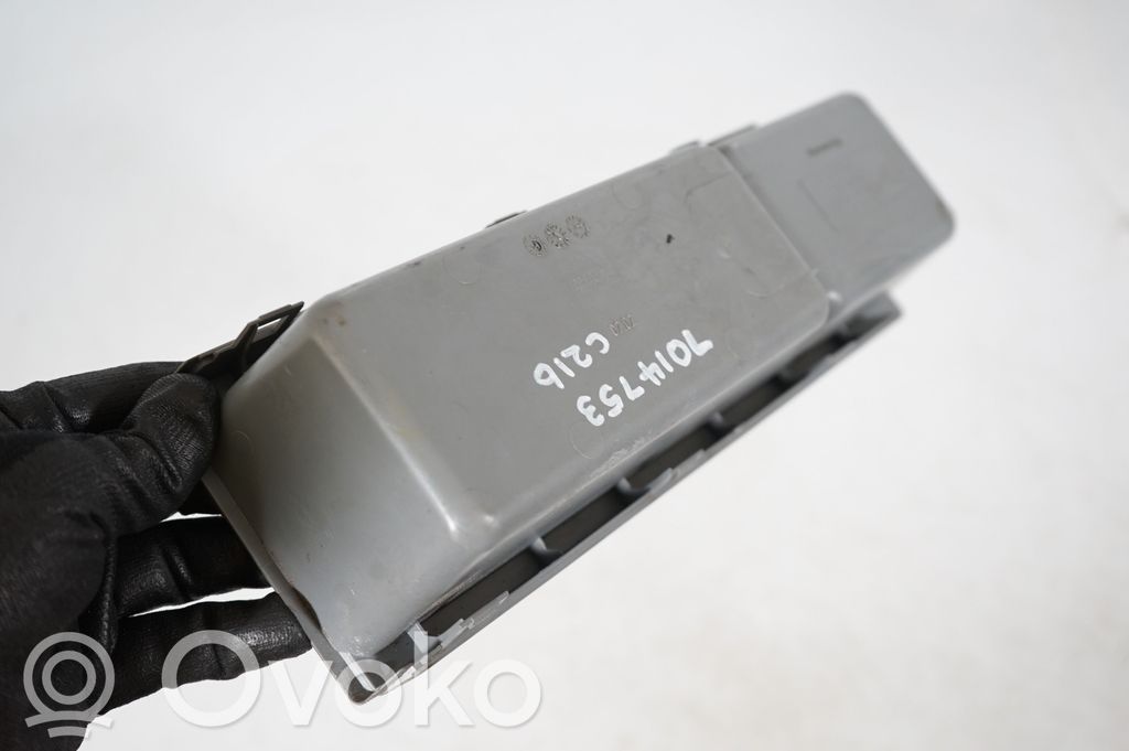 Glove box central console (8)